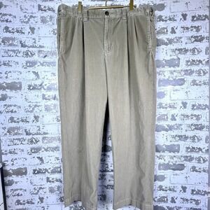 LL BEAN 38X30 Hidden Comfort Pleated Chunky Corduroy Pants Trousers Khaki Tan